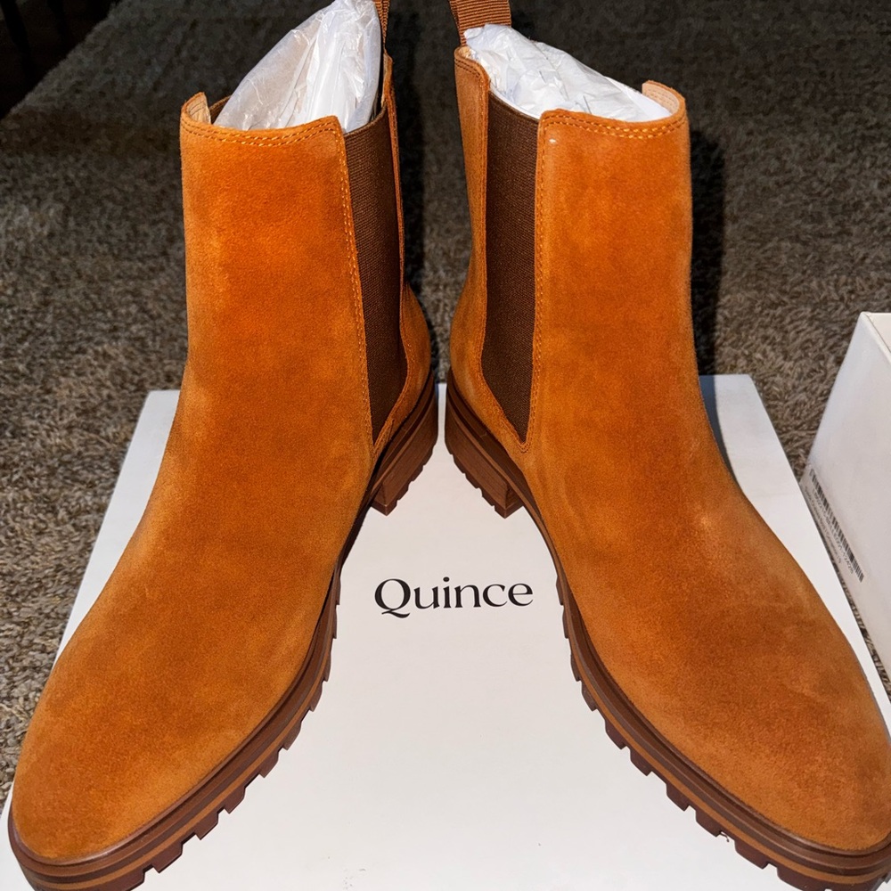 Quince Women’s Chelsea boots
